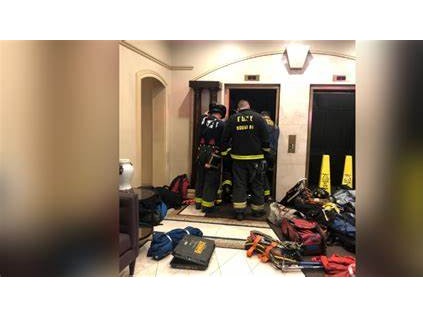 巴西電梯轎廂墜落導(dǎo)致四人死亡