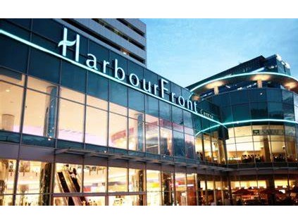 新加坡購(gòu)物中心發(fā)生自動(dòng)扶梯事故，一男童腳被夾傷