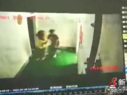 電梯驚魂！廣西南寧一小區(qū)電梯突墜兩層，吊廂天花板塌落