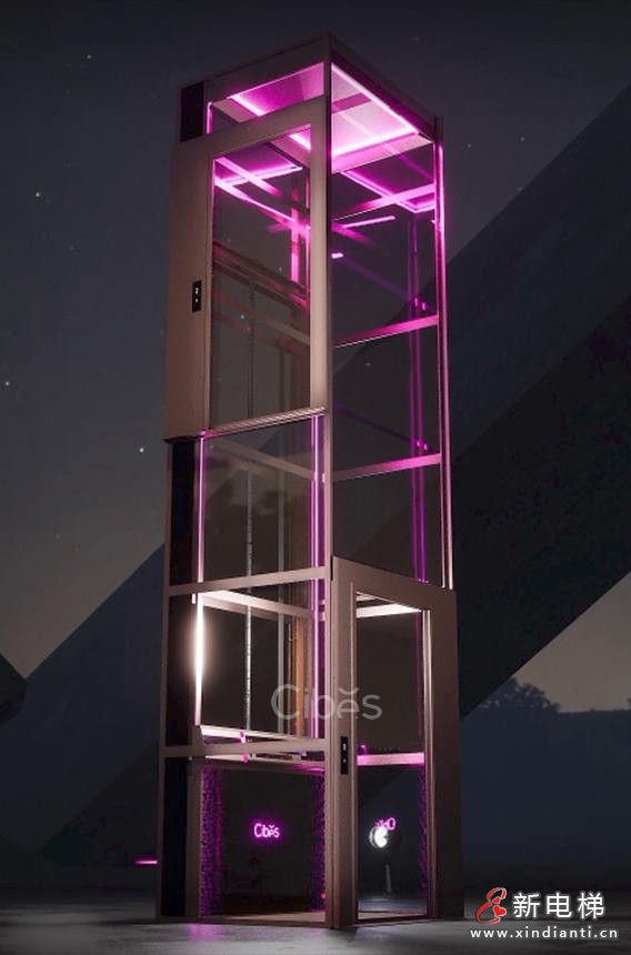 舒適與科技感并存的別墅電梯燈光效果