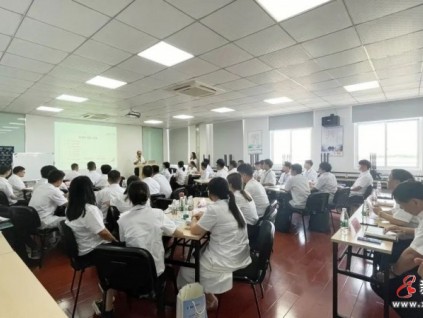 揚帆啟航 激情奮進(jìn) ——康力電梯公司舉行2022年應(yīng)屆大學(xué)生入職典禮