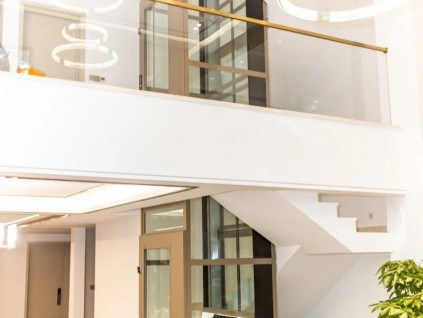 CIBES西柏思 | 成都案例訪談：一眼動(dòng)心的家用電梯