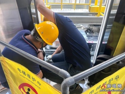 湖南岳陽開展電梯維保檢驗(yàn)應(yīng)急救援工作演練