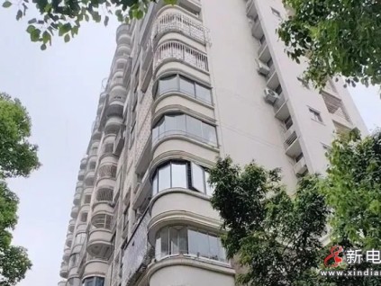 福建福州某小區(qū)5部電梯CPU主板遭遇雷擊損壞，電梯停擺高層業(yè)主出行困難