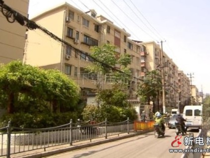 上海：合同簽了錢(qián)也交了，卻被告知該樓棟不適合加裝電梯 因超出了規(guī)劃道路紅線