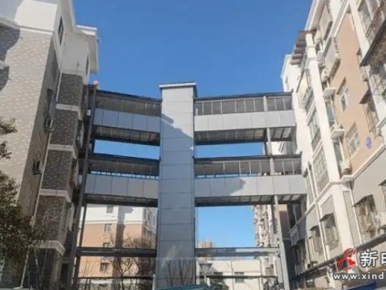 山東菏澤某小區(qū)兩棟老樓公用一臺(tái)電梯 降低安裝和維護(hù)成本創(chuàng)雙贏