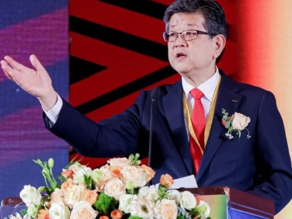 華升富士達(dá)電梯2025年度銷售工作會(huì)議召開(kāi)——以初心啟新程，以創(chuàng)新贏未來(lái)！