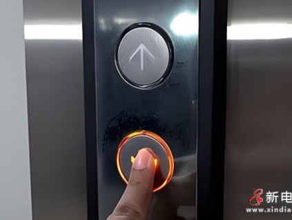 貴陽老舊小區(qū)電梯之痛 十年電梯頻發(fā)驚魂沉降