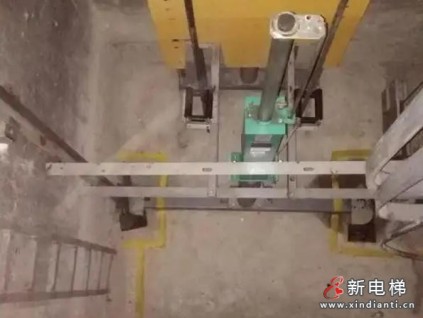 電梯維保衛(wèi)生不達(dá)標(biāo)：內(nèi)部處罰 全員高度重視！