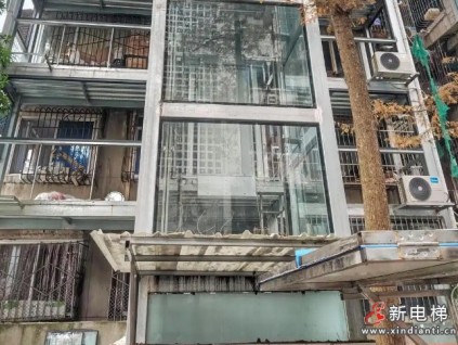 四川成都成飛片區(qū)電梯加裝“爛尾”困局：12部未完工、21部未驗收，資金鏈斷裂