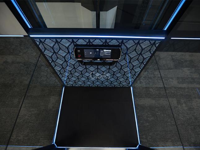 瑞典西柏思V80 星際版 V80 Galaxy